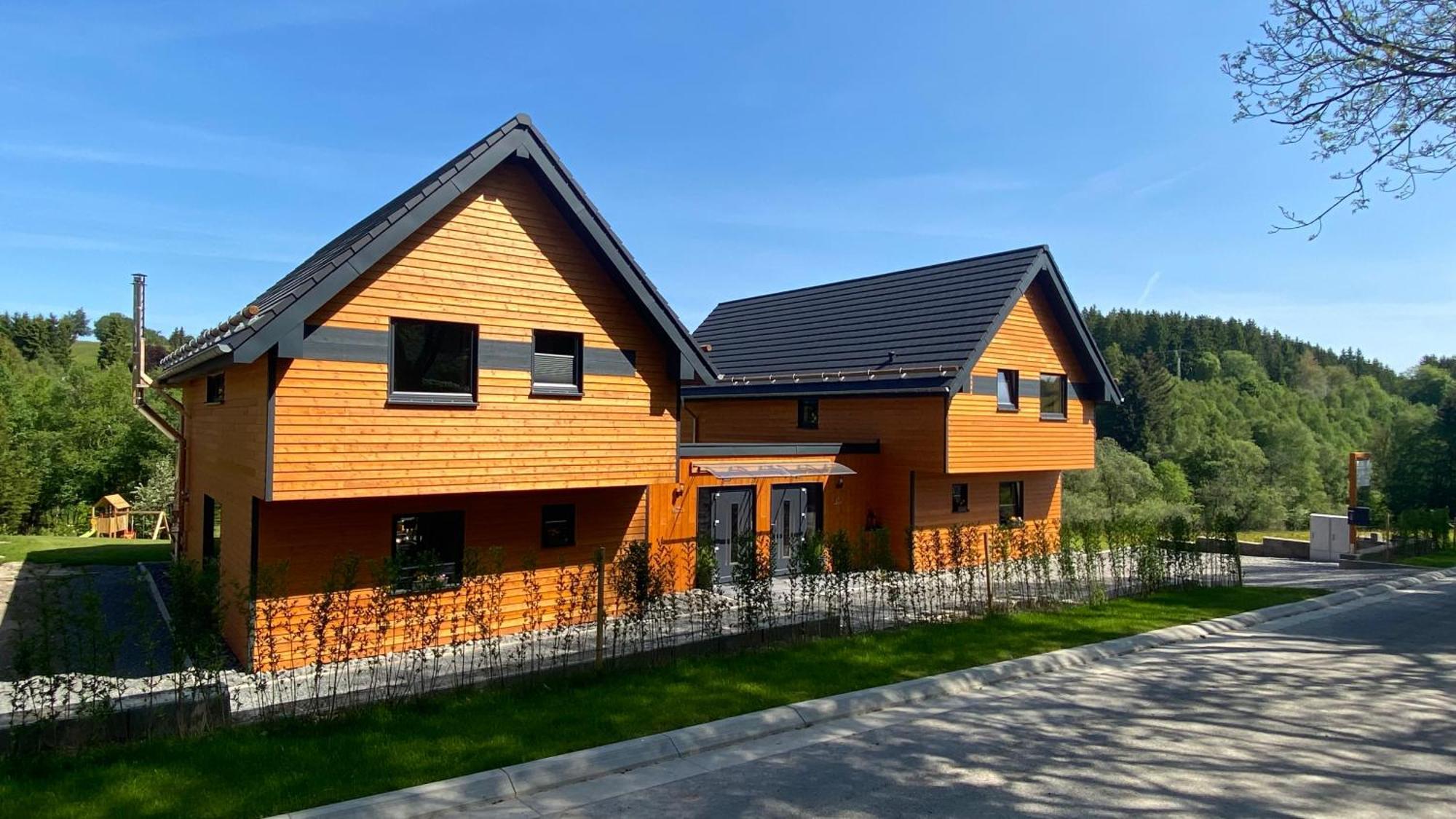 Urlaub Am Schwarzbach Mit Sauna Und Whilpool Bütgenbach Exterior foto