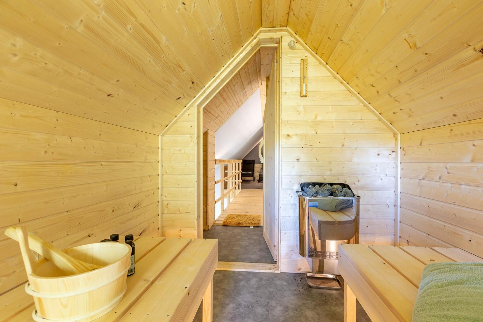 Urlaub Am Schwarzbach Mit Sauna Und Whilpool Bütgenbach Exterior foto